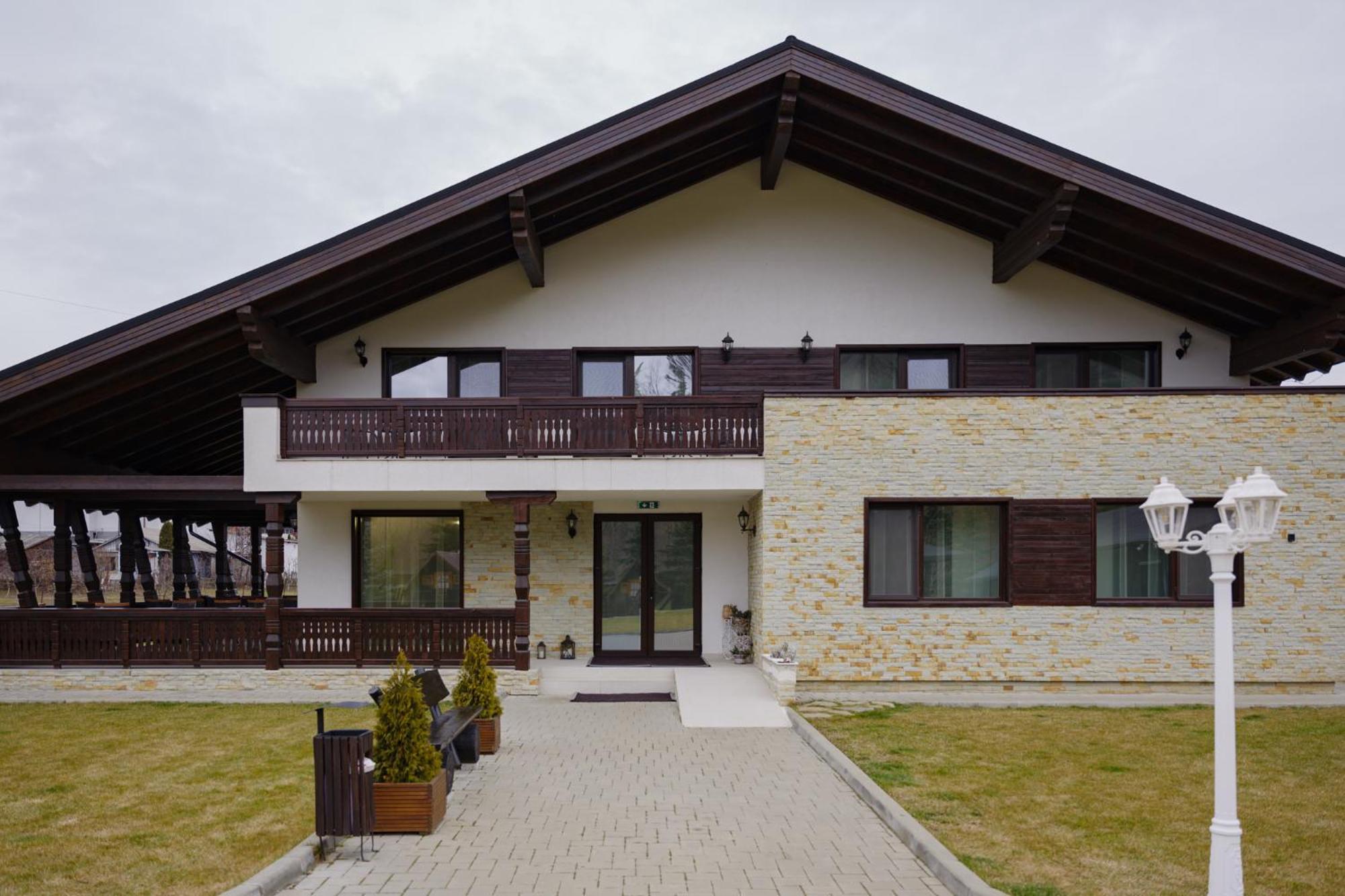 Niro Residence Gura Humorului Exterior foto